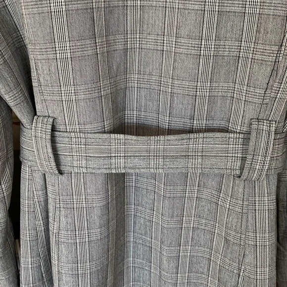 Reitmans Grey Black and White Buttoned & Belted Jacket Blazer, Size 13 - Picture 9 of 14